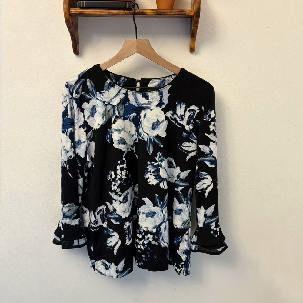 Karl Lagerfeld Floral Blouse Black Blue White Stretch Top Size Large